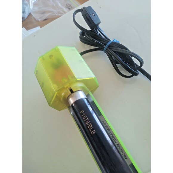 Vintage Black UV Light 18 inches long LiteFX Model 1901 BlackLite Bolt - Picture 14 of 14
